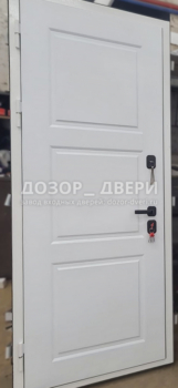Белая входная дверь, фото №2