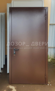 Простая техническая дверь
